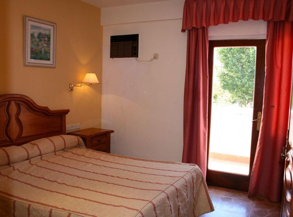 Hotel Tematico Costa Del Sol Торремолінос Екстер'єр фото