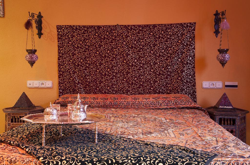 Hotel Tematico Costa Del Sol Торремолінос Екстер'єр фото